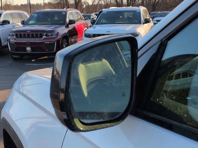 2026 Jeep Grand Cherokee L Laredo Altitude