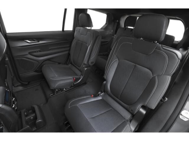 2027 Jeep Grand Cherokee L Laredo Altitude