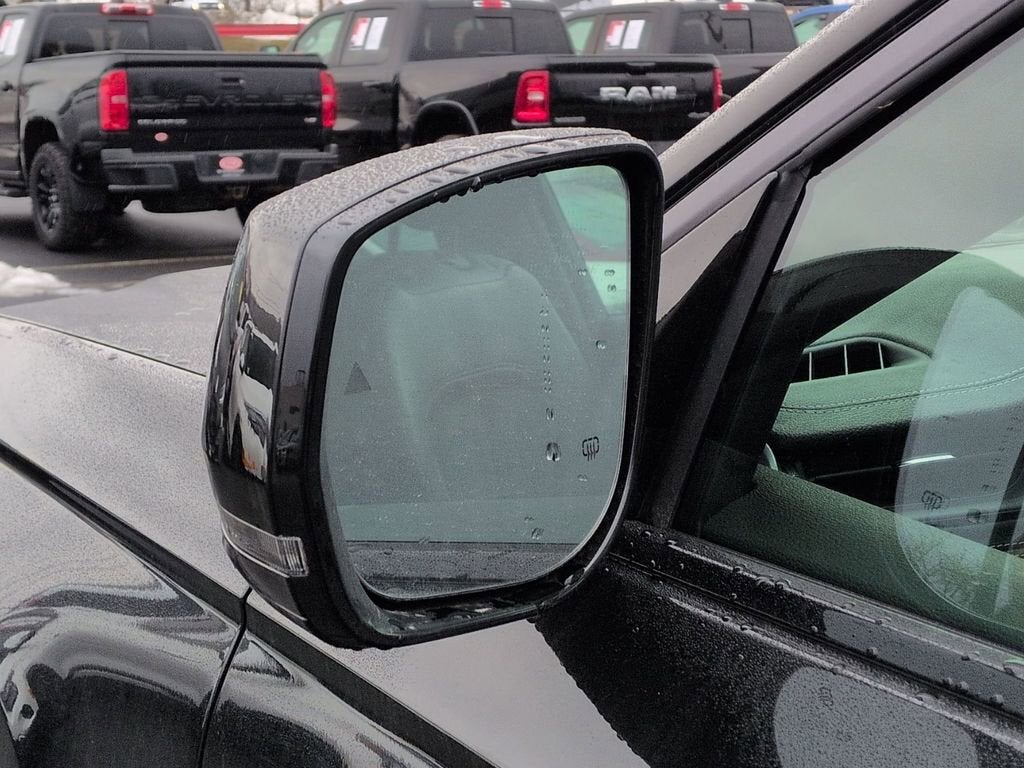 2026 Jeep Grand Cherokee L Laredo Altitude