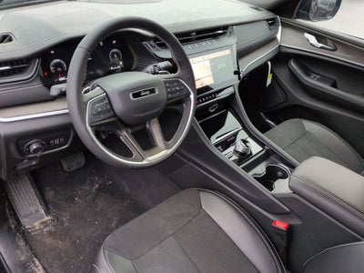 2026 Jeep Grand Cherokee L Laredo Altitude