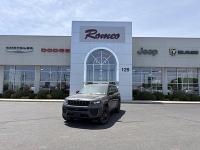 2026 Jeep Grand Cherokee L Laredo Altitude