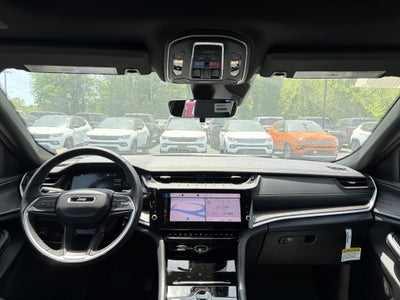 2026 Jeep Grand Cherokee L Laredo Altitude