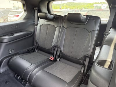 2026 Jeep Grand Cherokee L Laredo Altitude