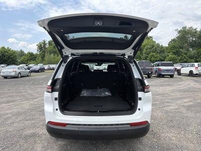 2026 Jeep Grand Cherokee L Laredo Altitude