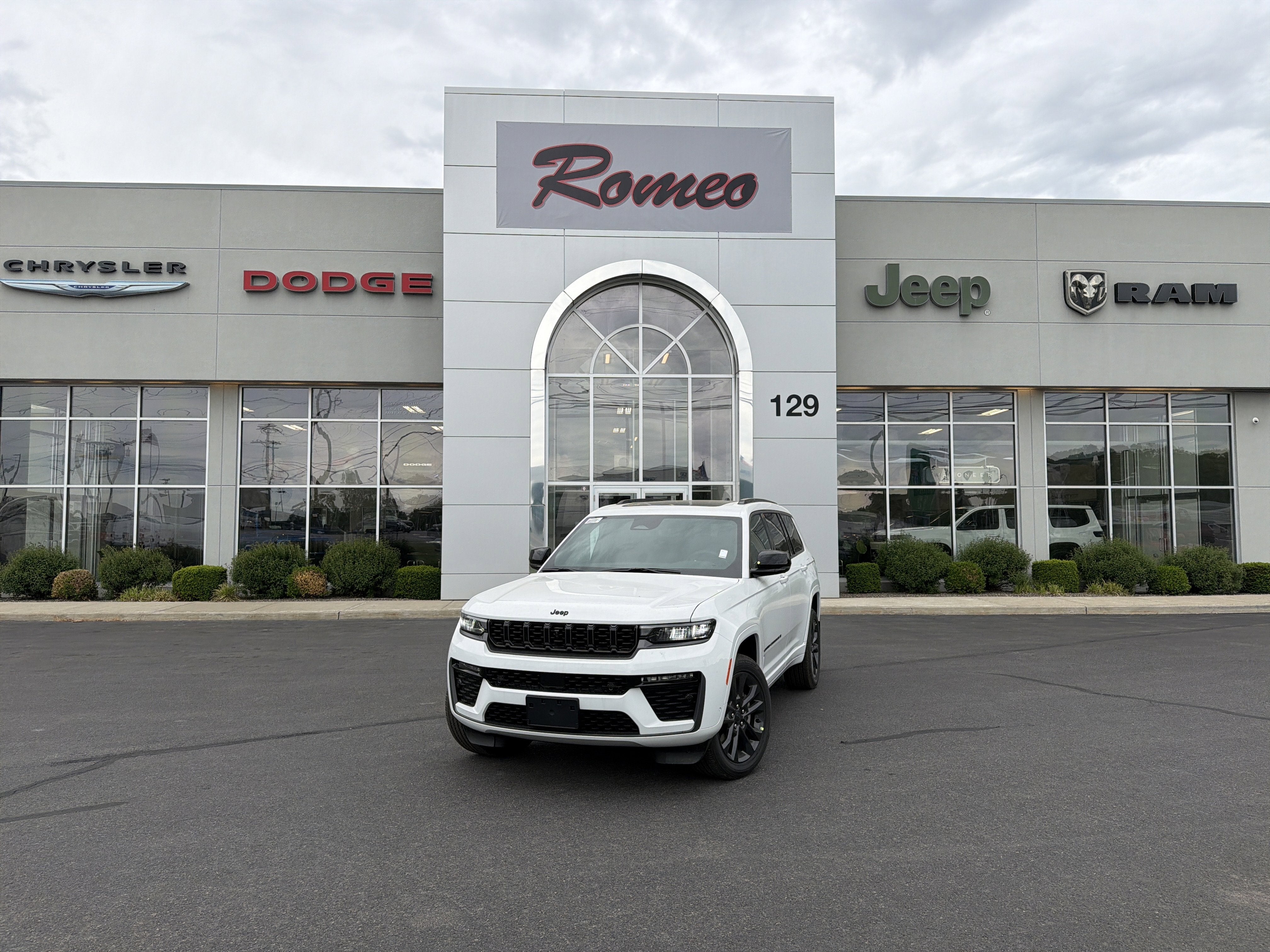 2026 Jeep Grand Cherokee L Limited Reserve