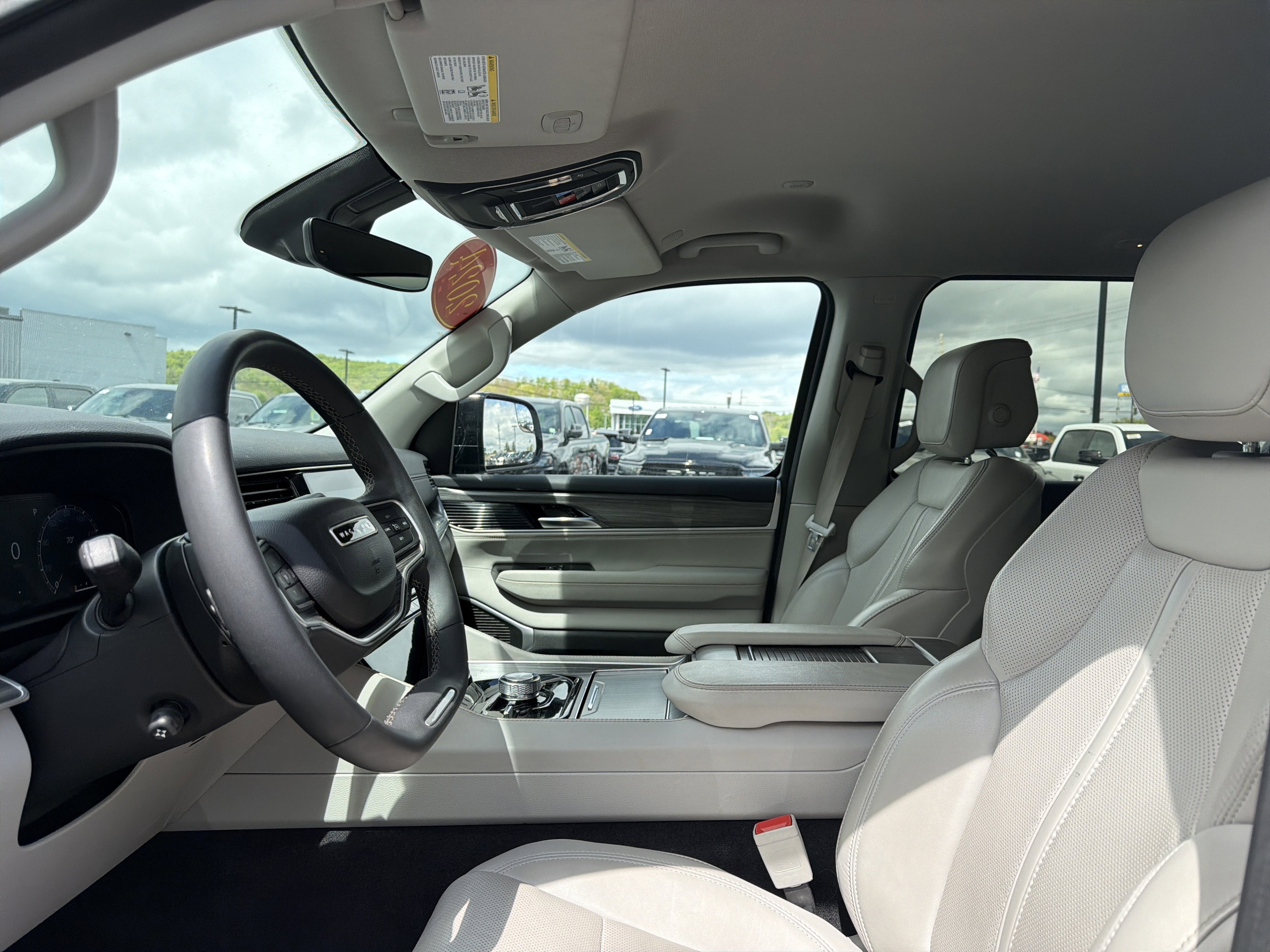 2024 Jeep Wagoneer L Series II