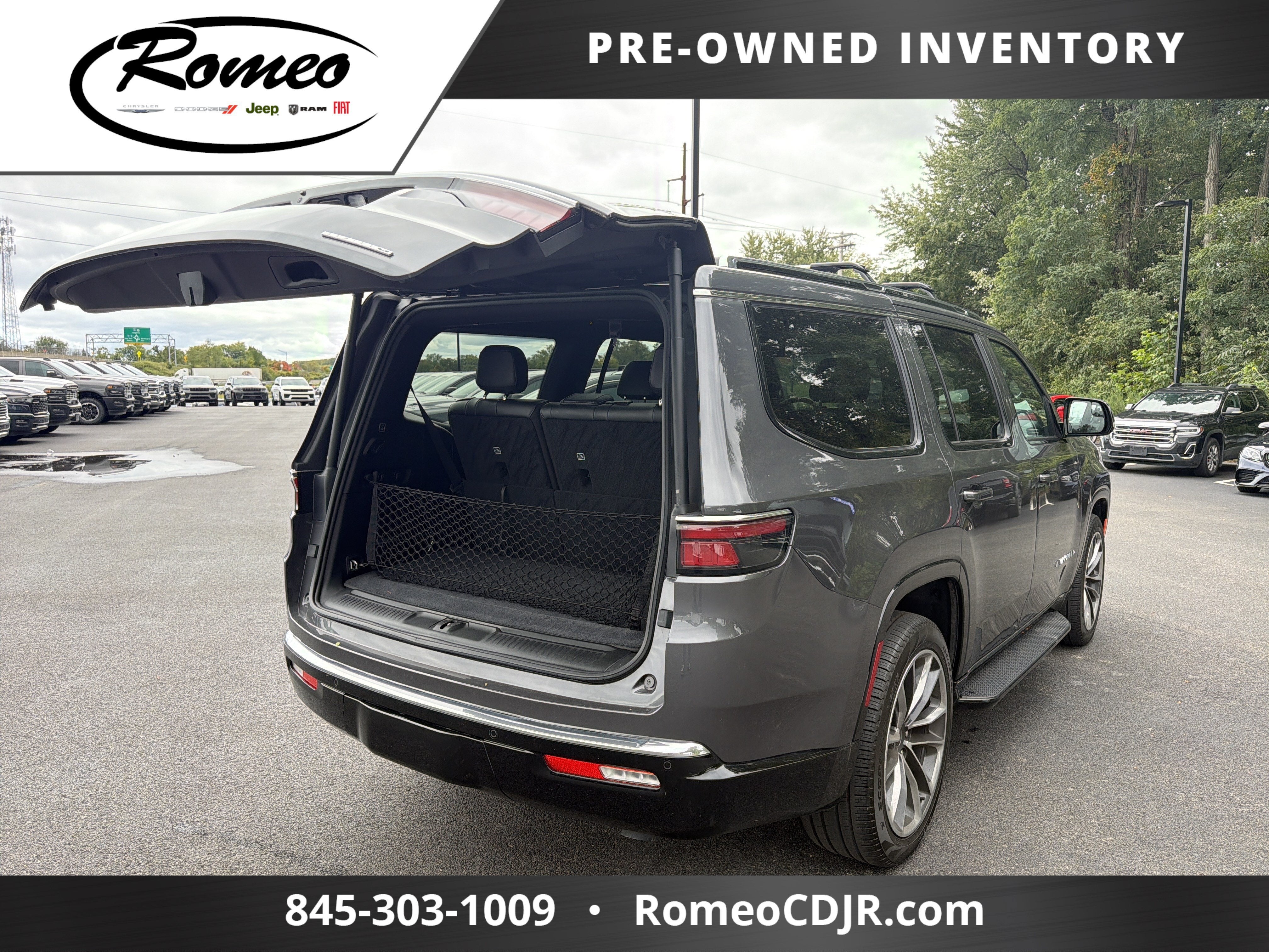 2023 Jeep Wagoneer Series II