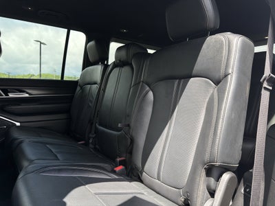 2023 Jeep Wagoneer Series III