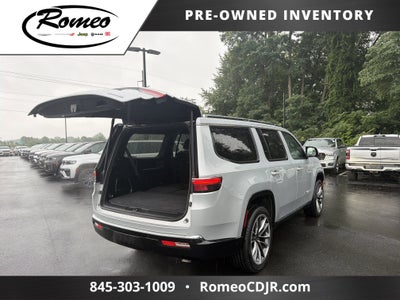 2022 Jeep Wagoneer Series III