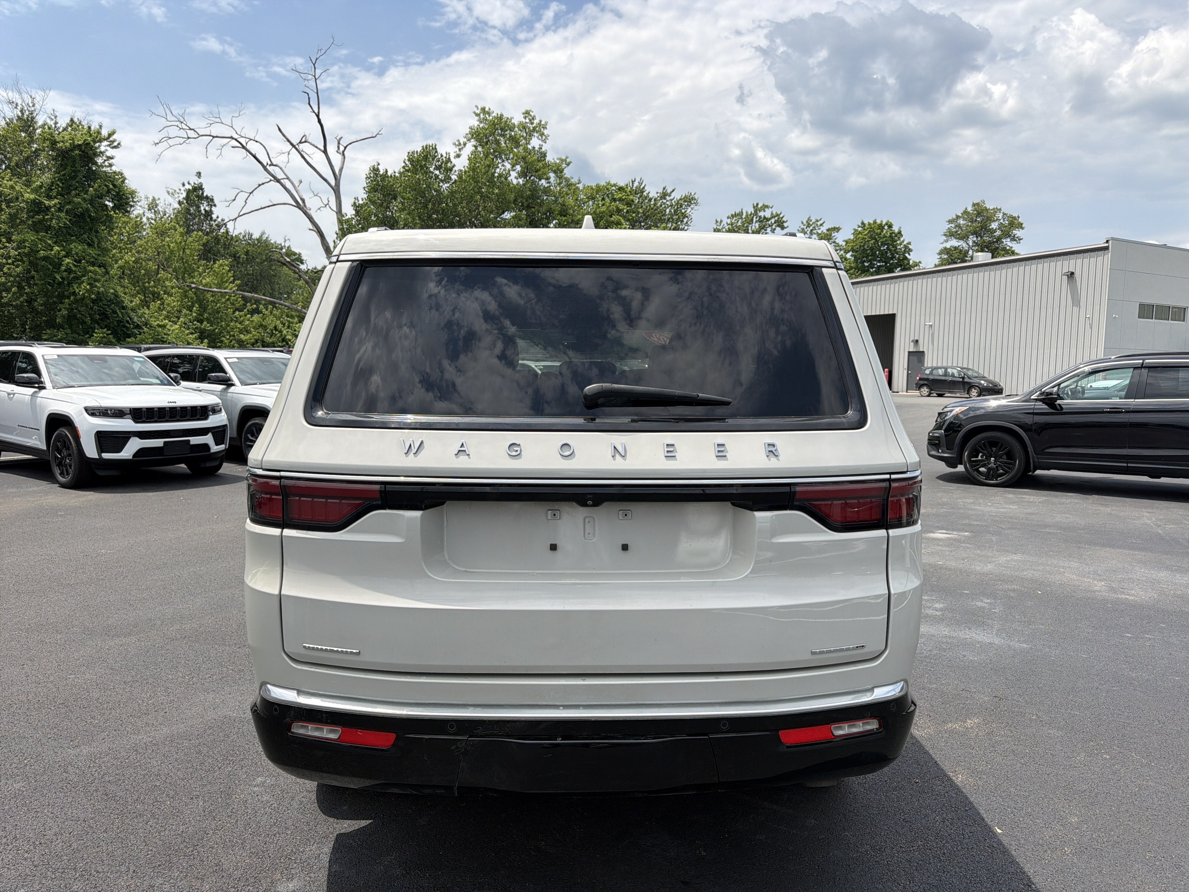 2022 Jeep Wagoneer Series III
