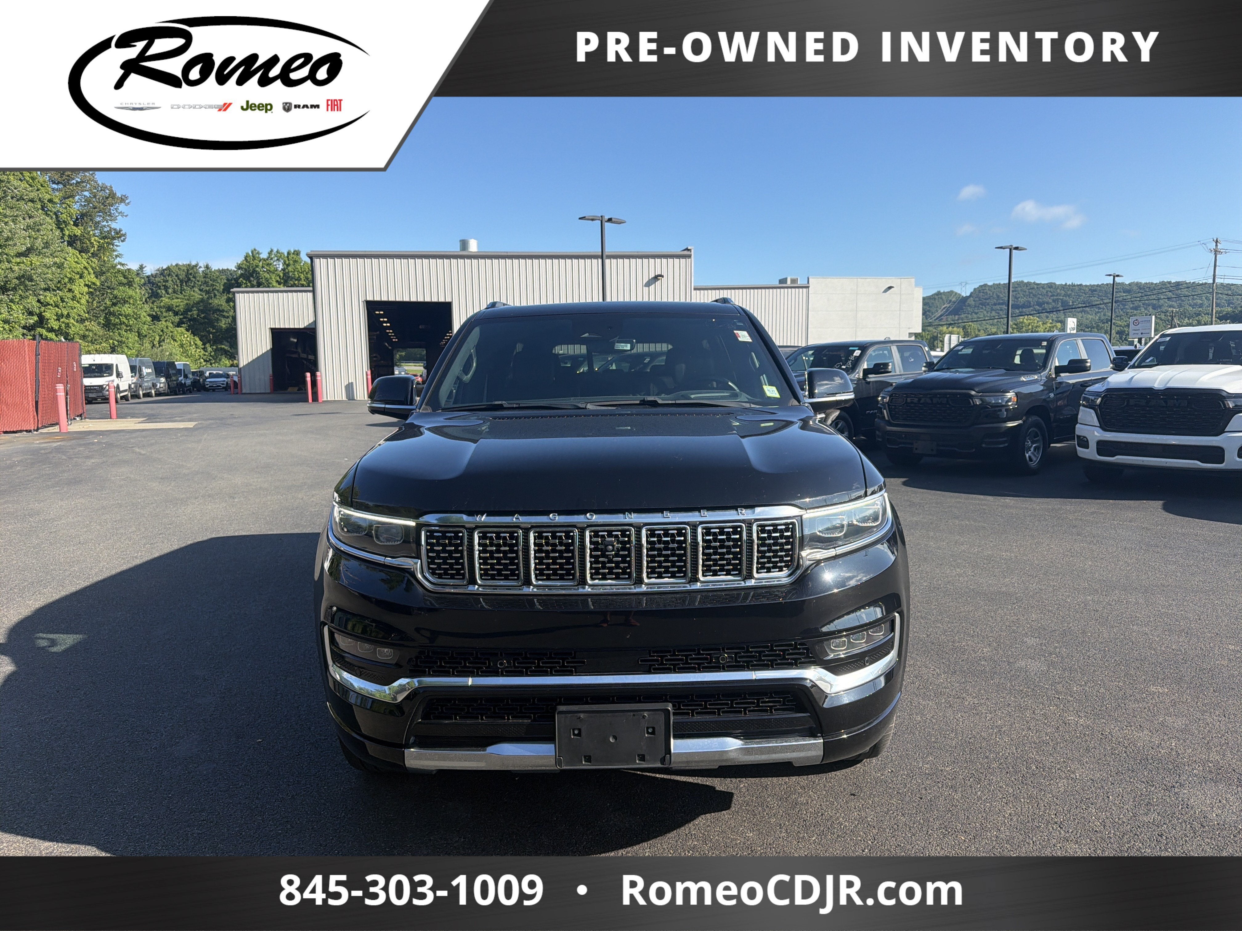 2023 Jeep Grand Wagoneer Base