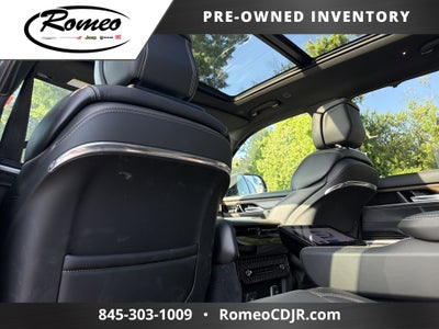 2023 Jeep Grand Wagoneer Base