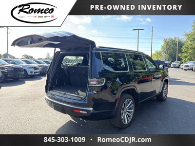 2023 Jeep Grand Wagoneer Base
