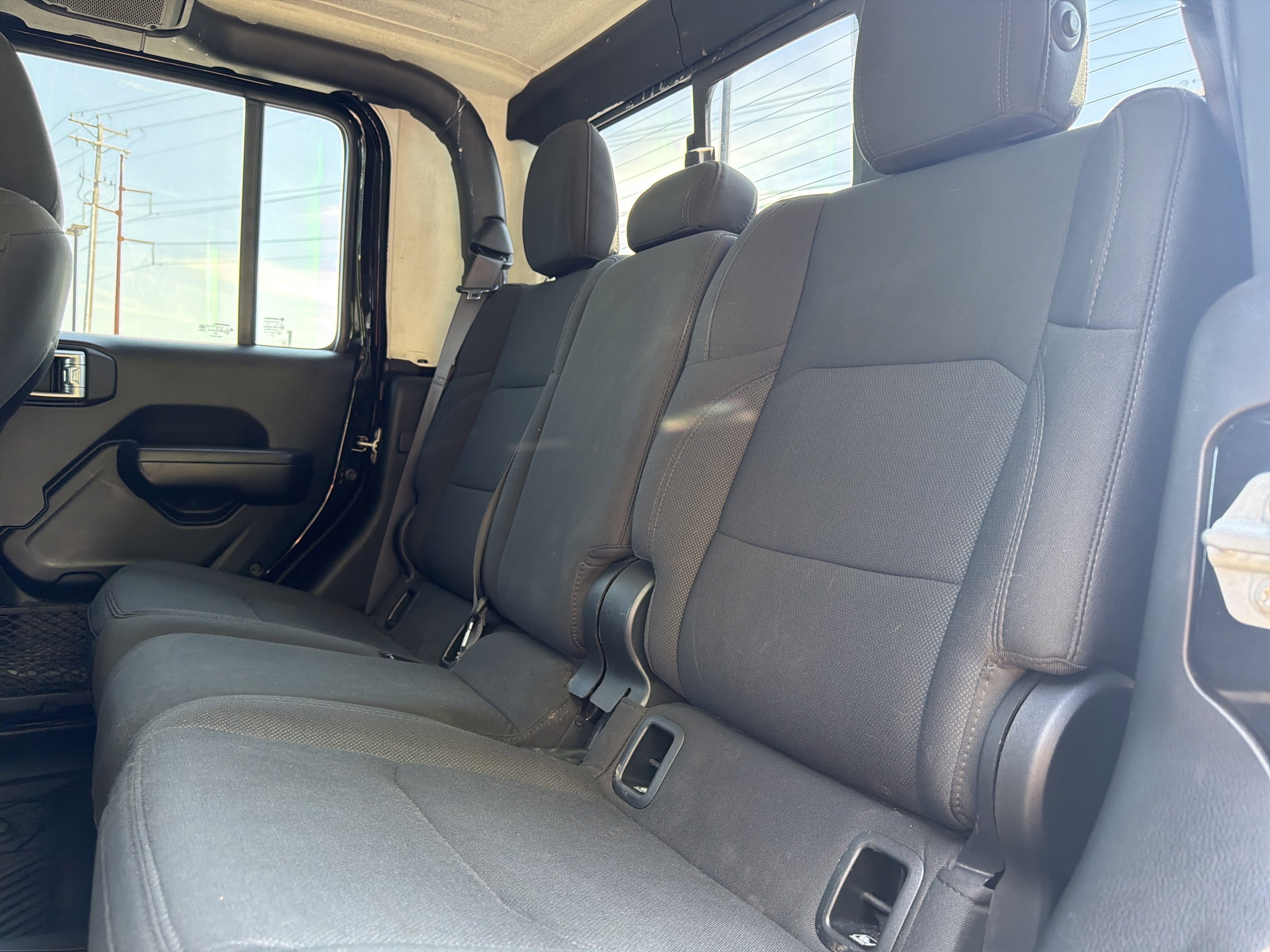 2021 Jeep Gladiator Willys
