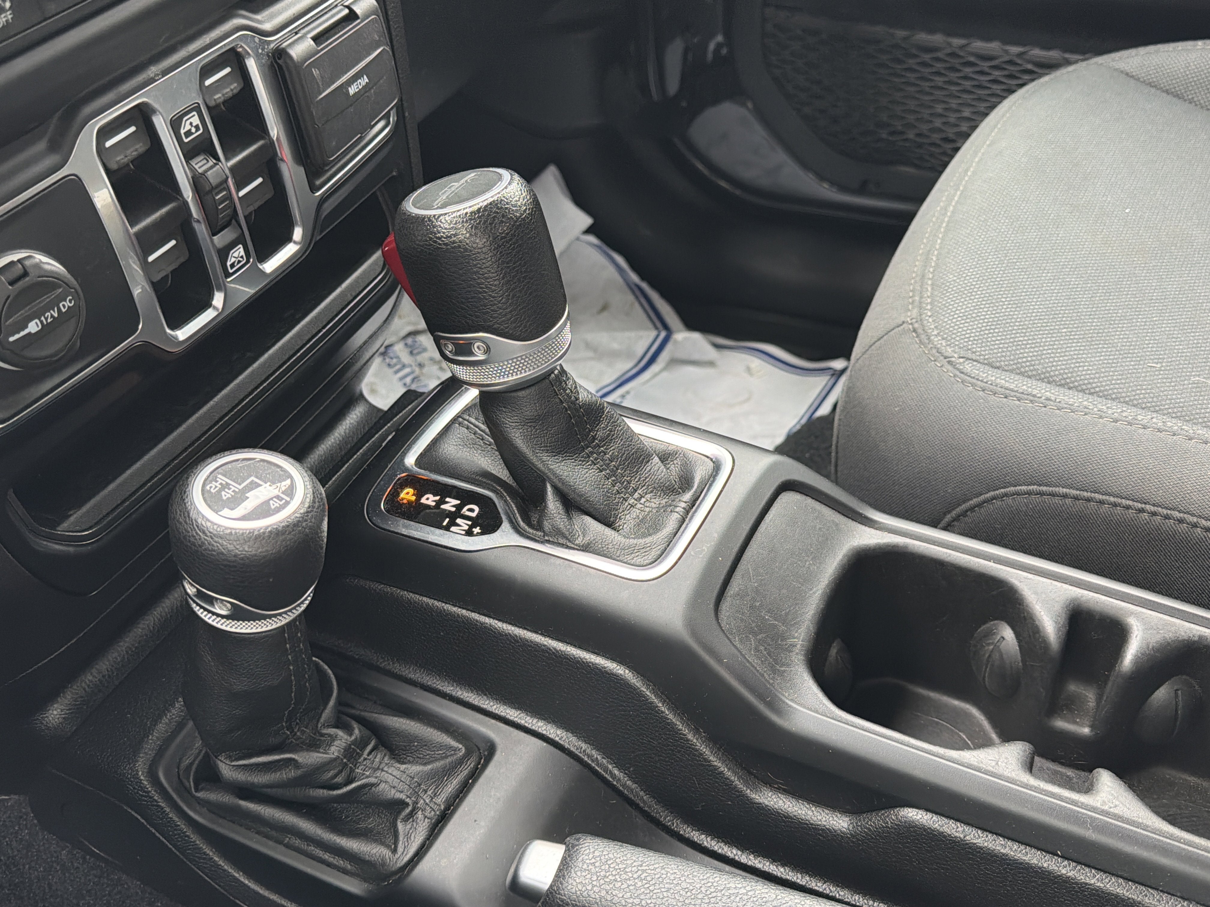 2022 Jeep Gladiator Altitude