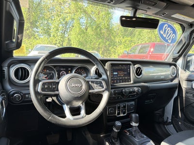 2022 Jeep Gladiator Overland