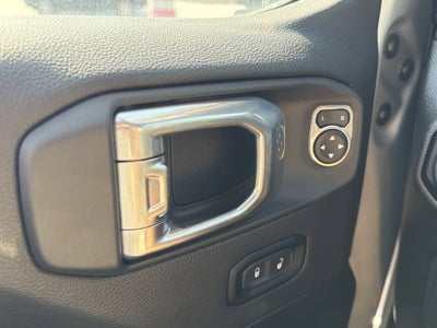 2022 Jeep Gladiator Overland