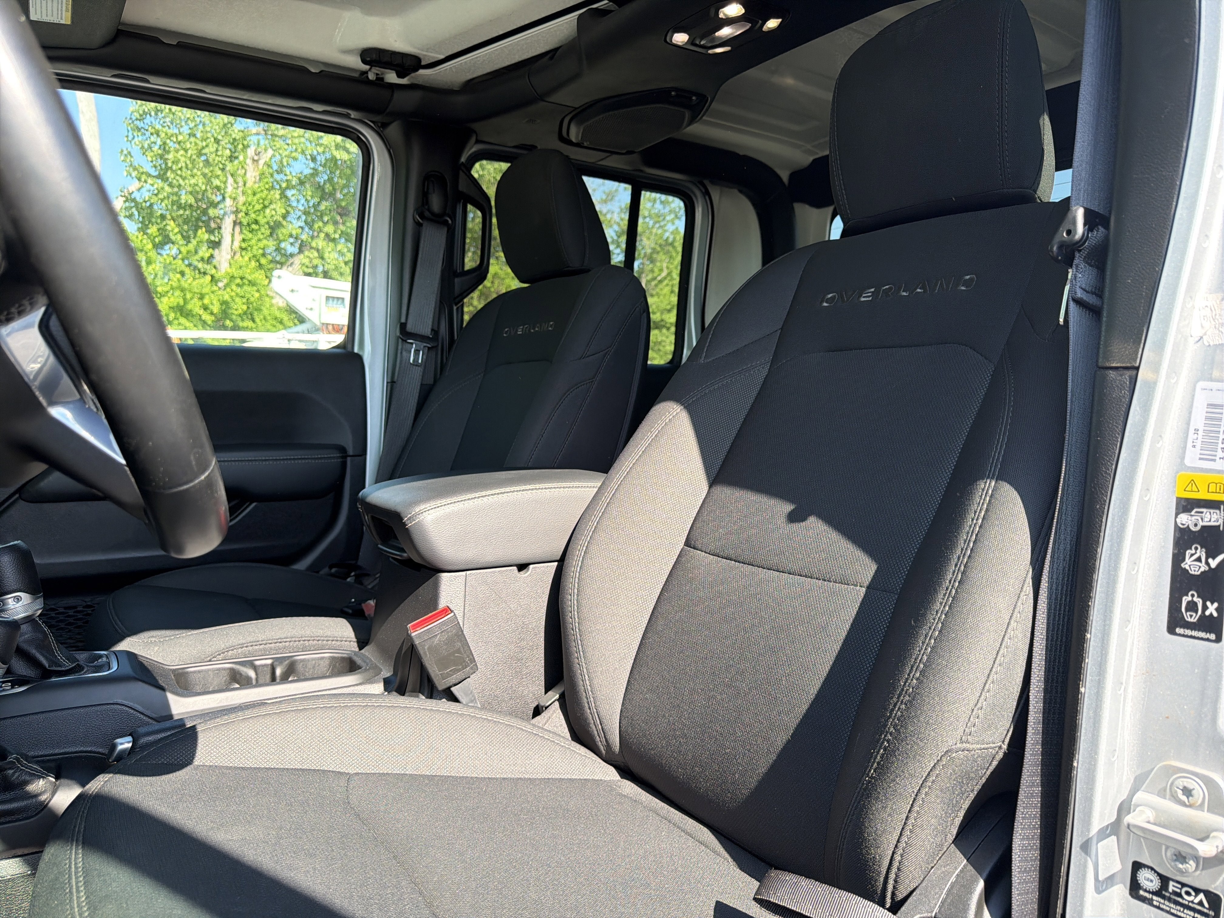 2022 Jeep Gladiator Overland