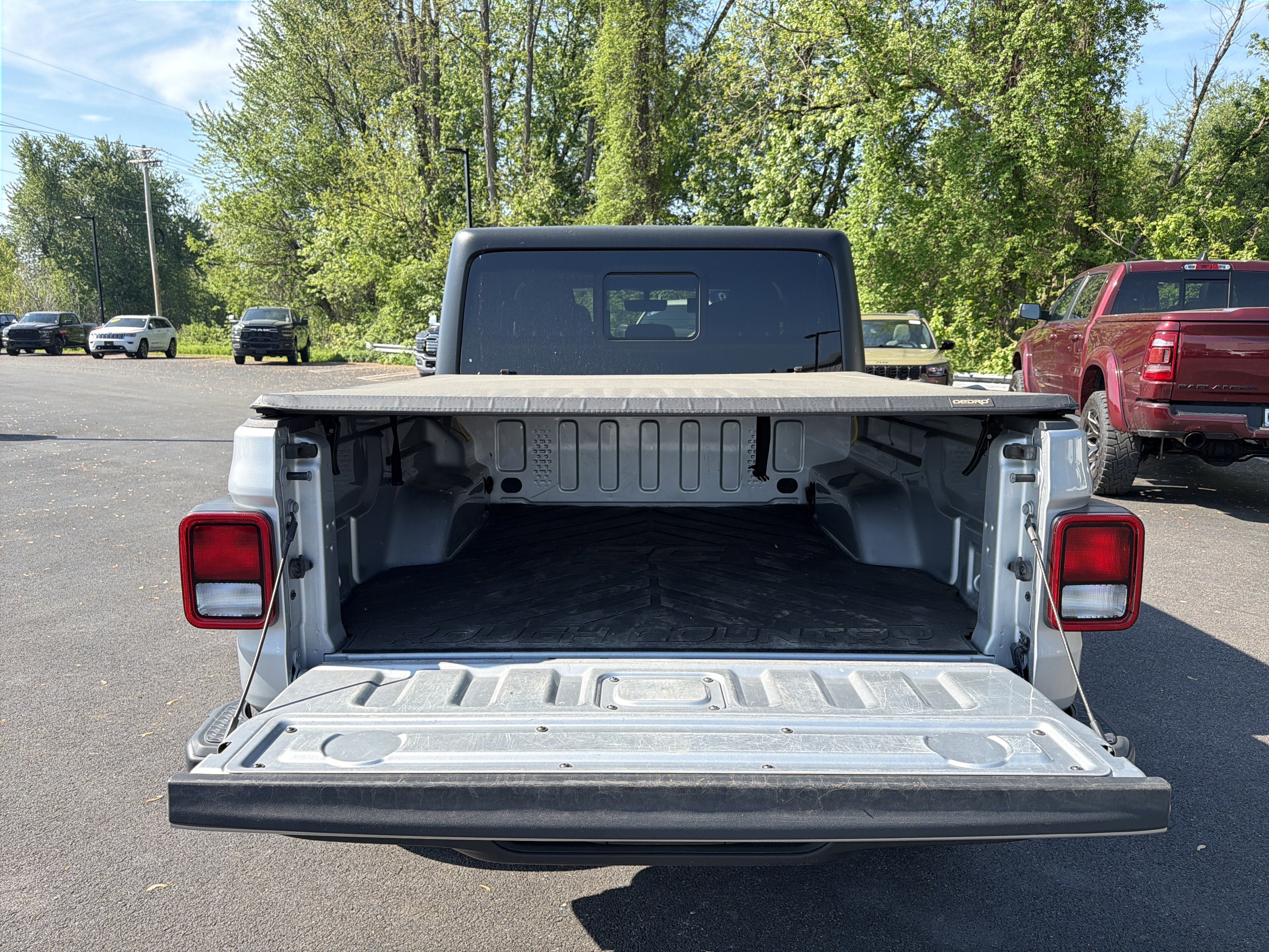 2022 Jeep Gladiator Overland