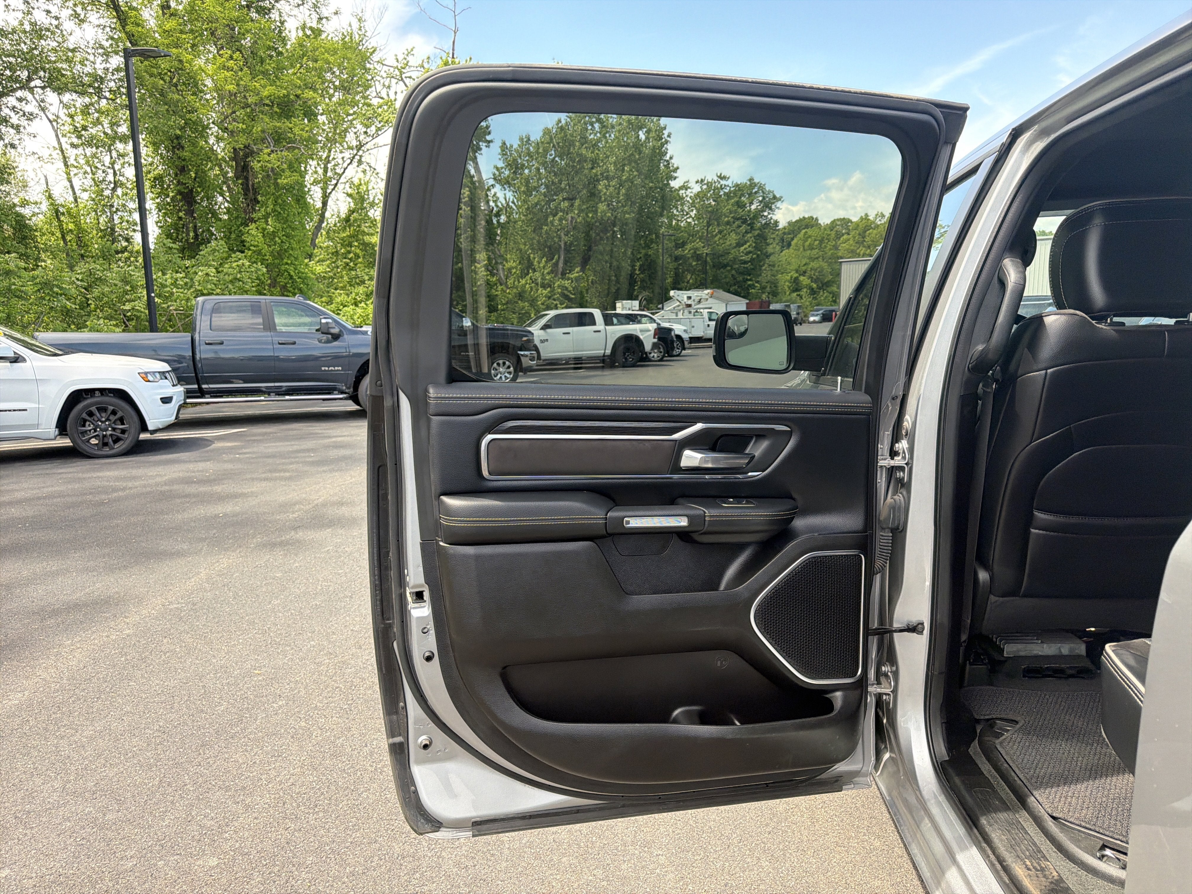 2024 RAM 1500 Laramie