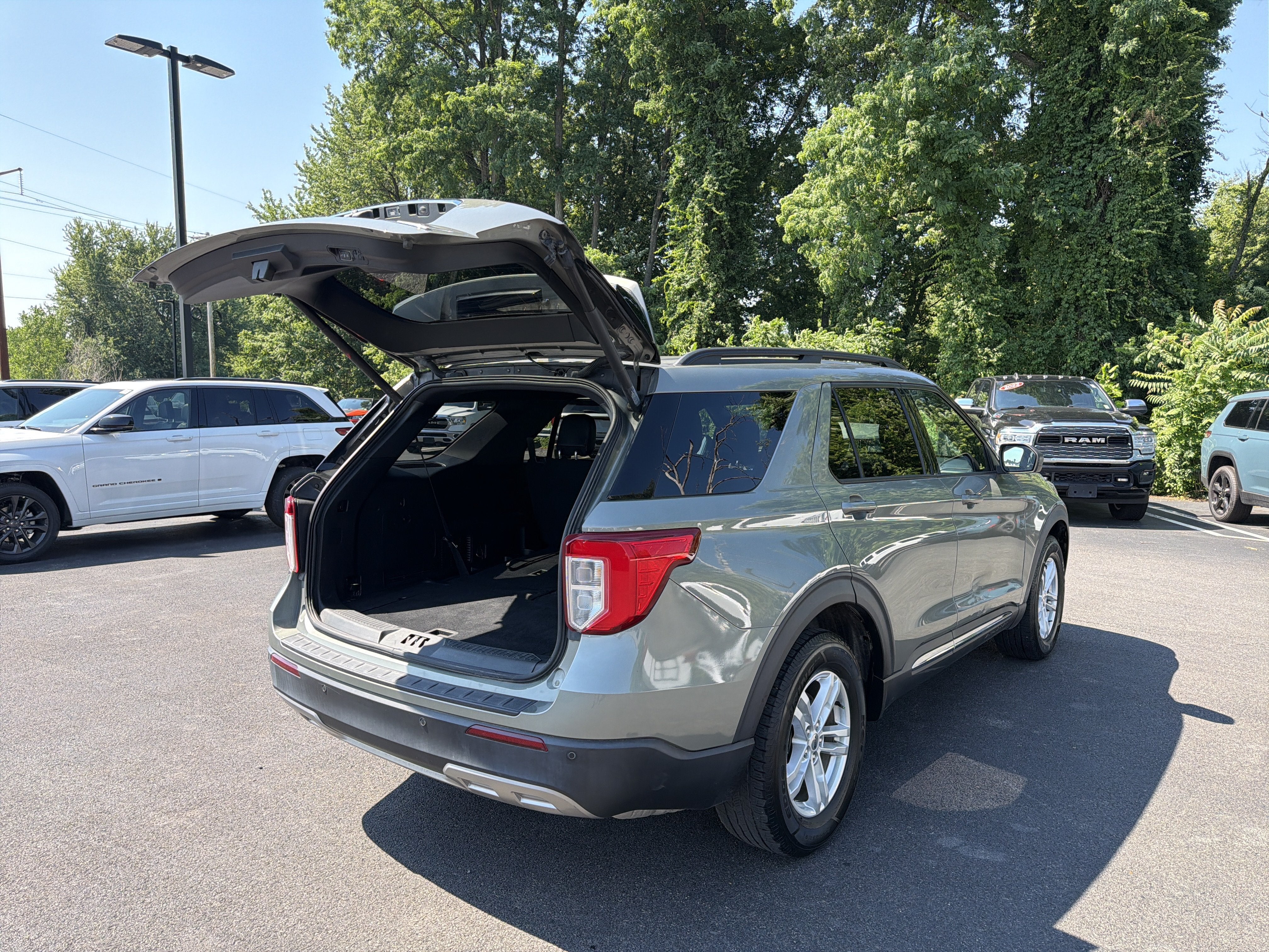 2020 Ford Explorer XLT