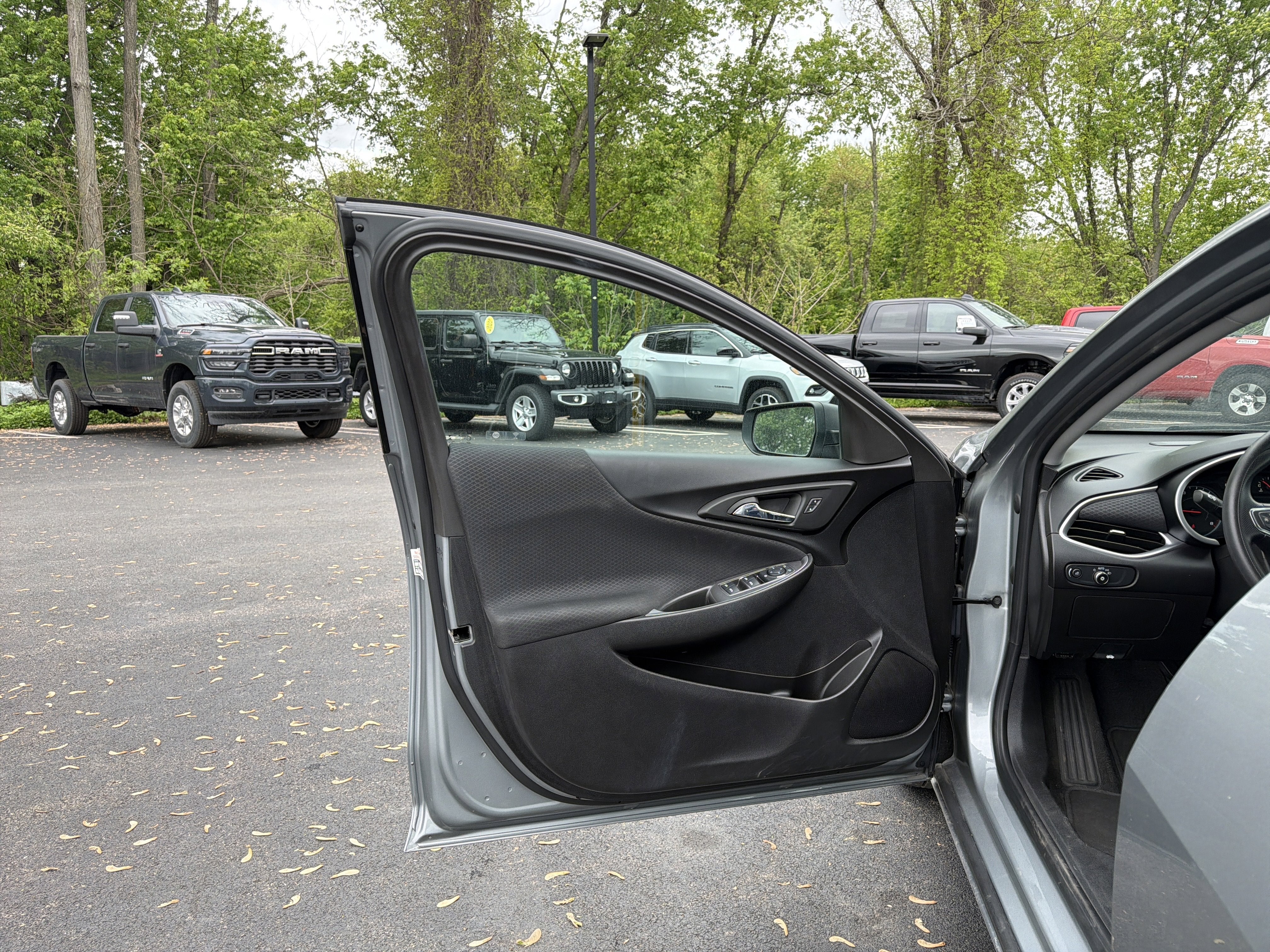 2023 Chevrolet Malibu LS