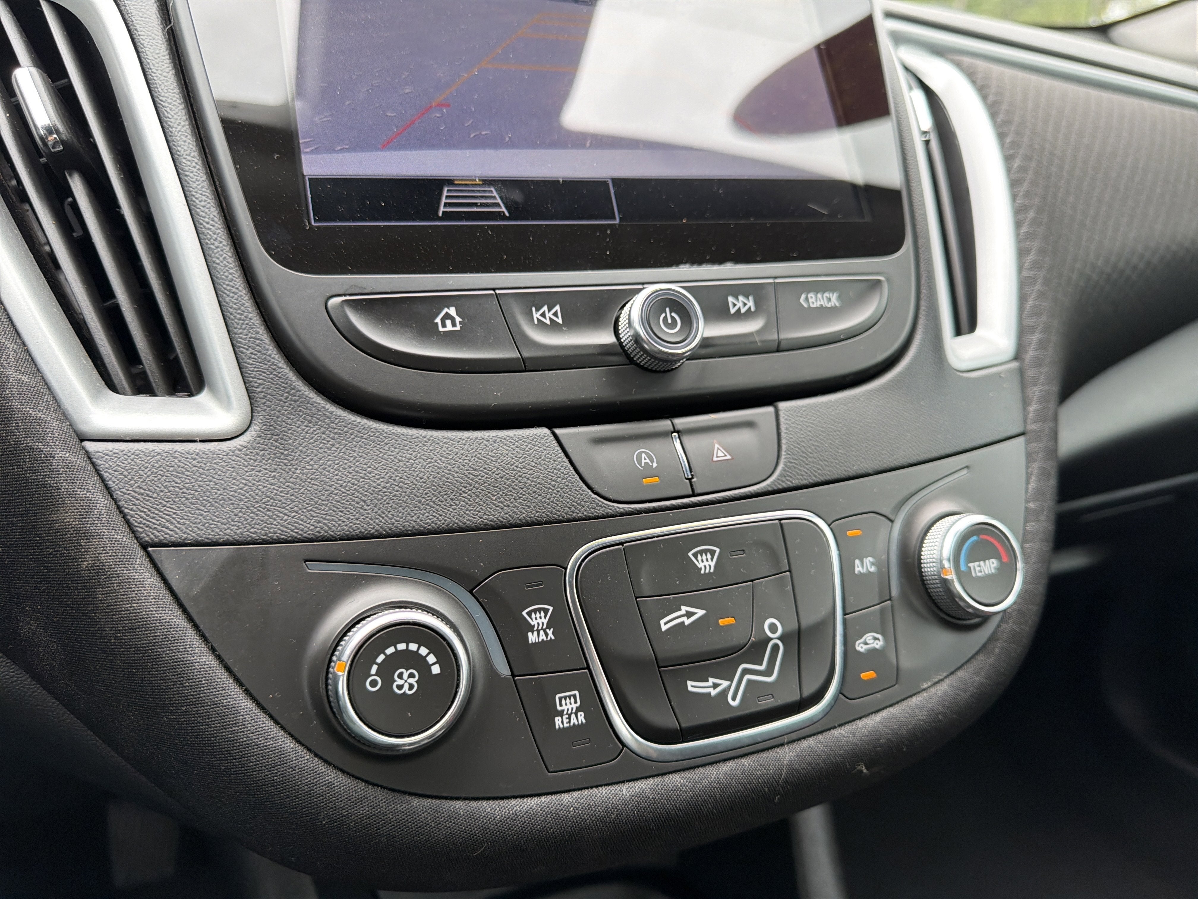 2023 Chevrolet Malibu LS