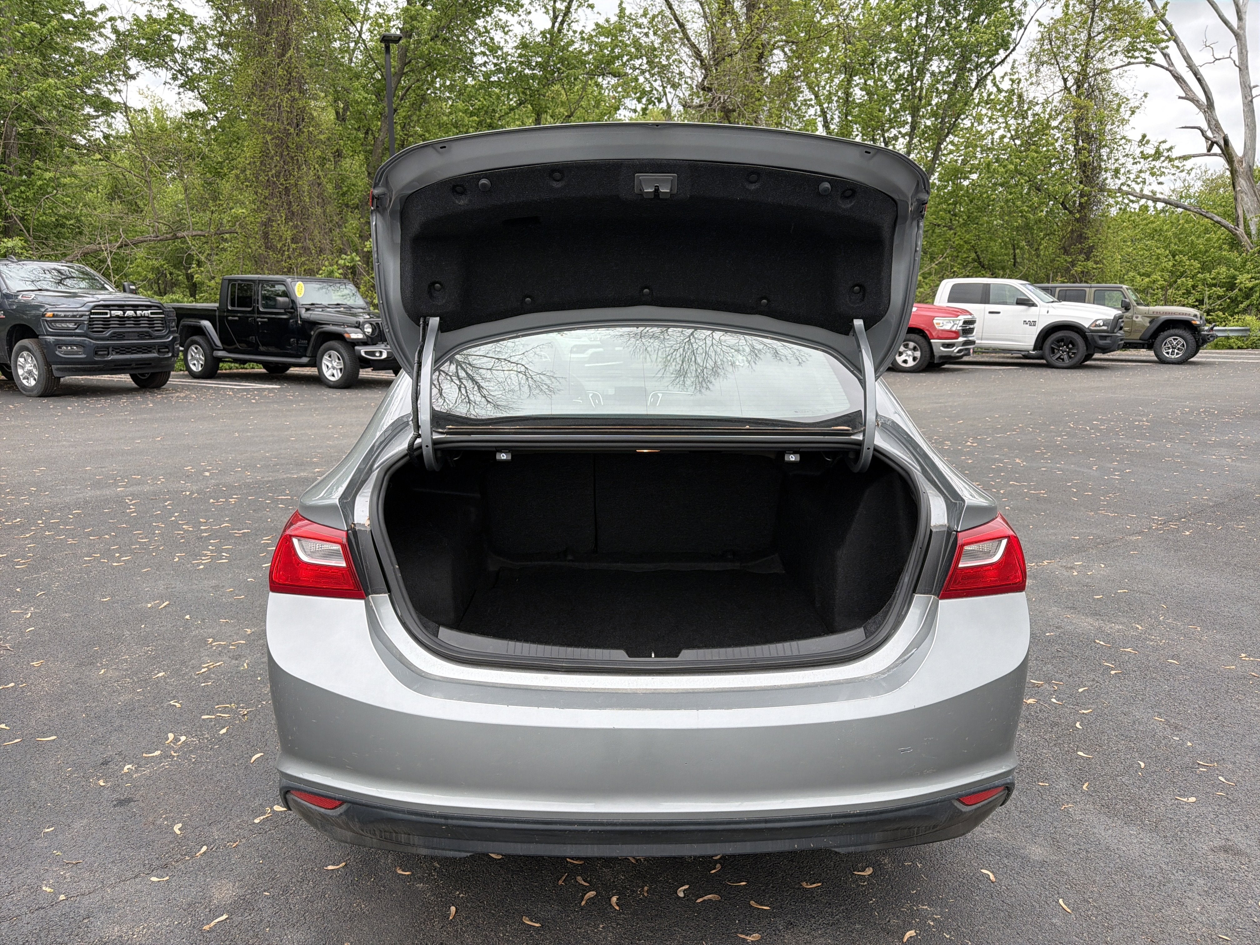 2023 Chevrolet Malibu LS