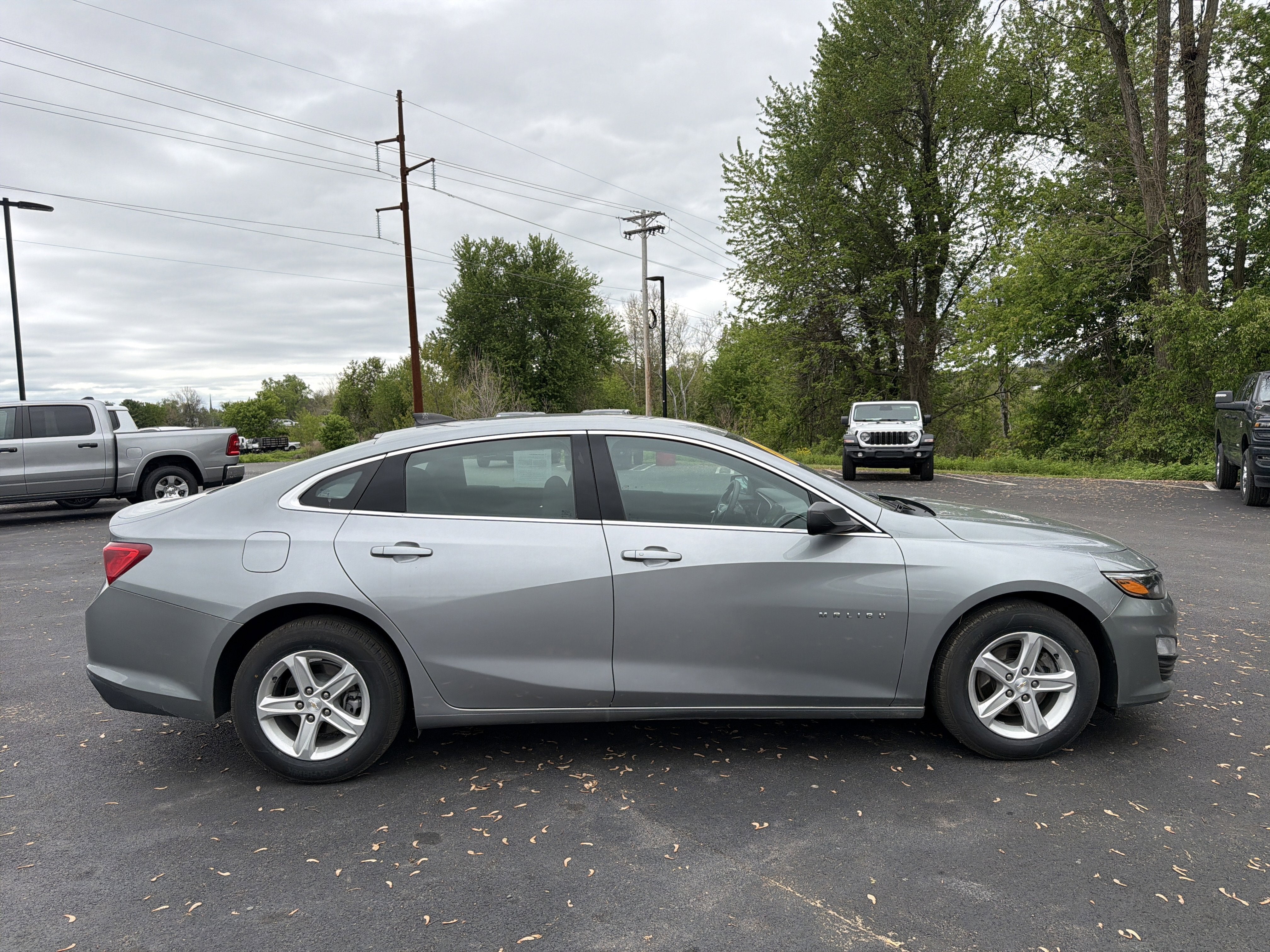 2023 Chevrolet Malibu LS