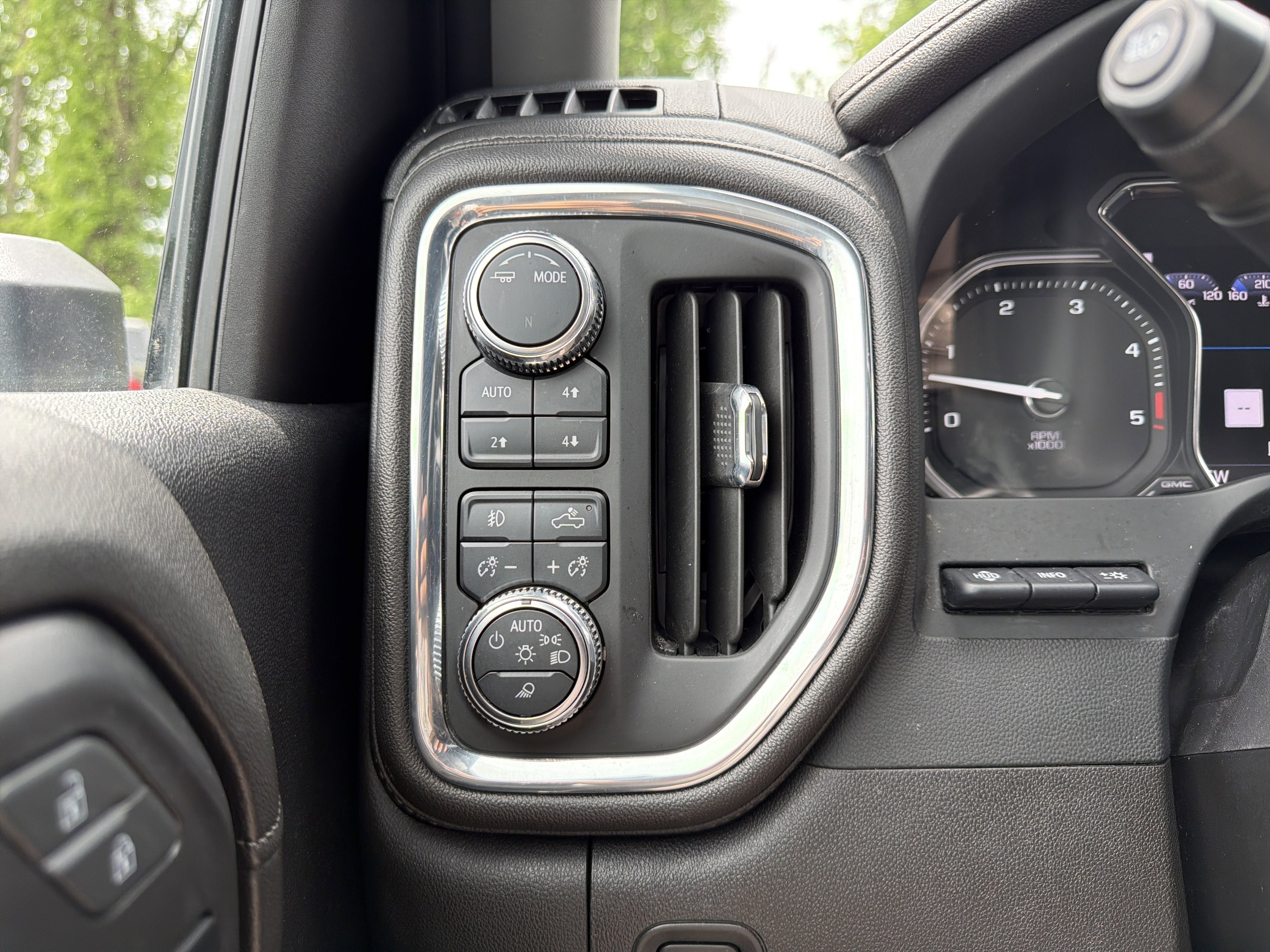 2023 GMC Sierra 3500HD Denali
