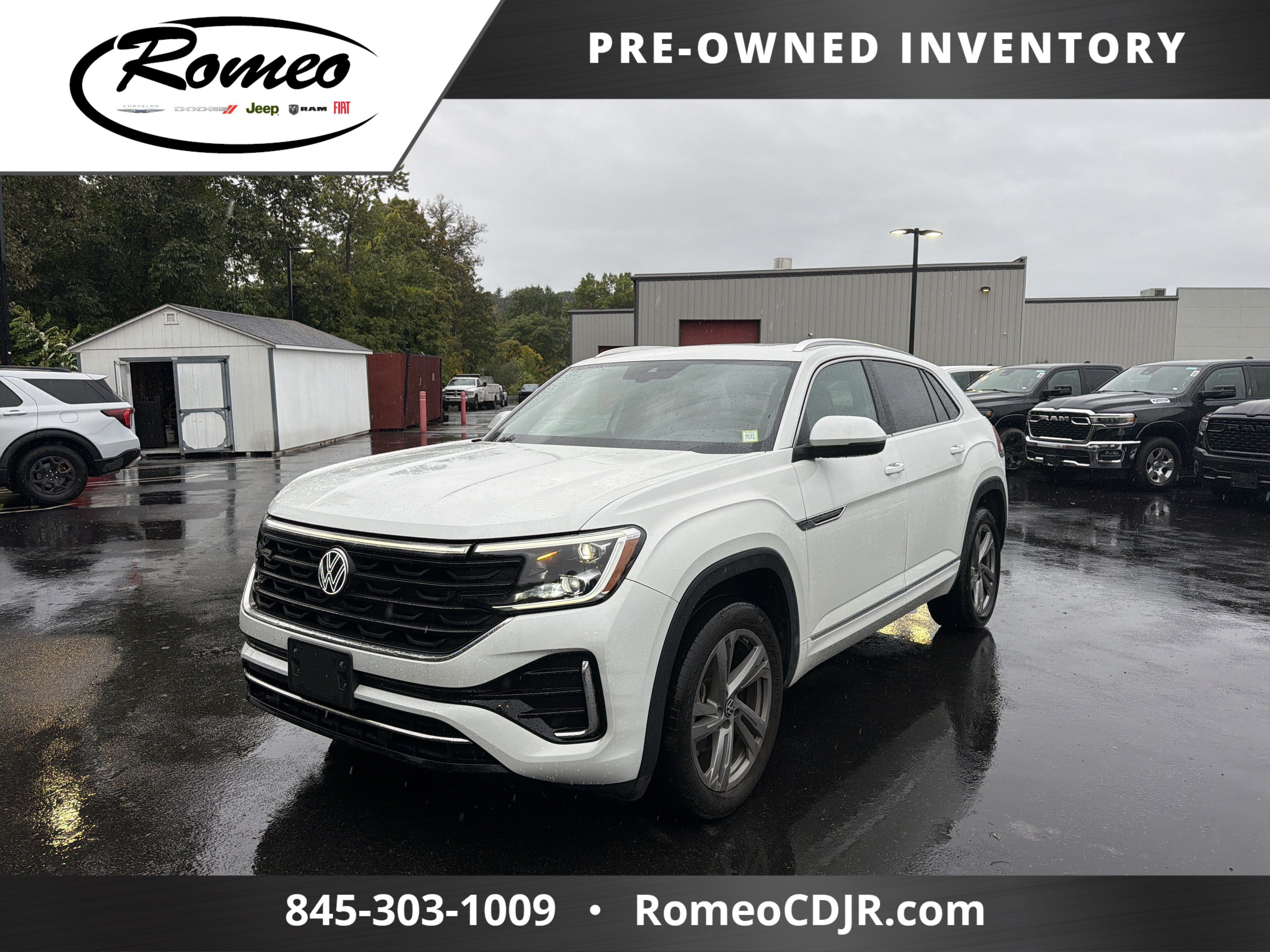 2024 Volkswagen Atlas Cross Sport SEL R-LINE