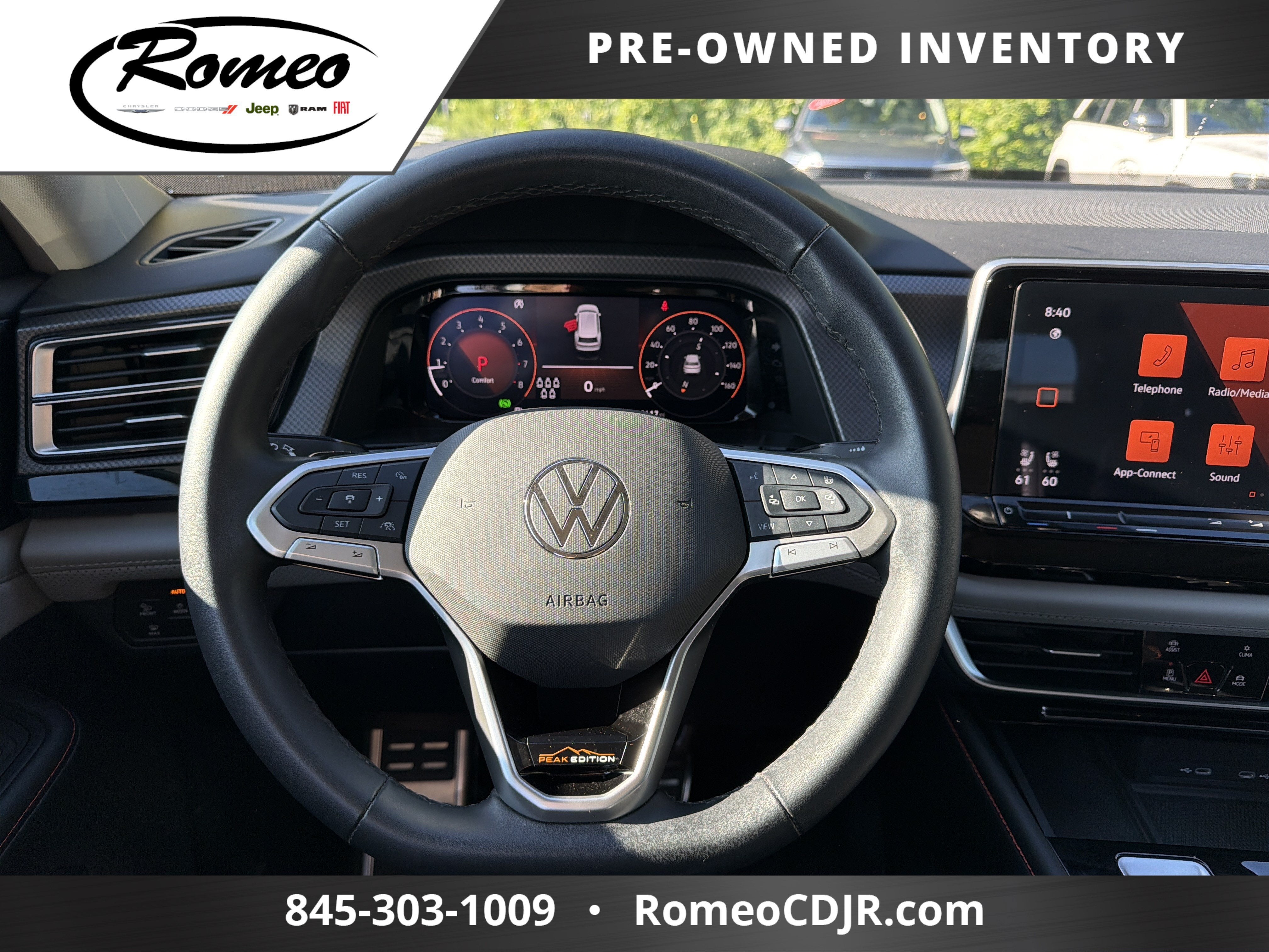 2024 Volkswagen Atlas 2.0T Peak Edition SEL