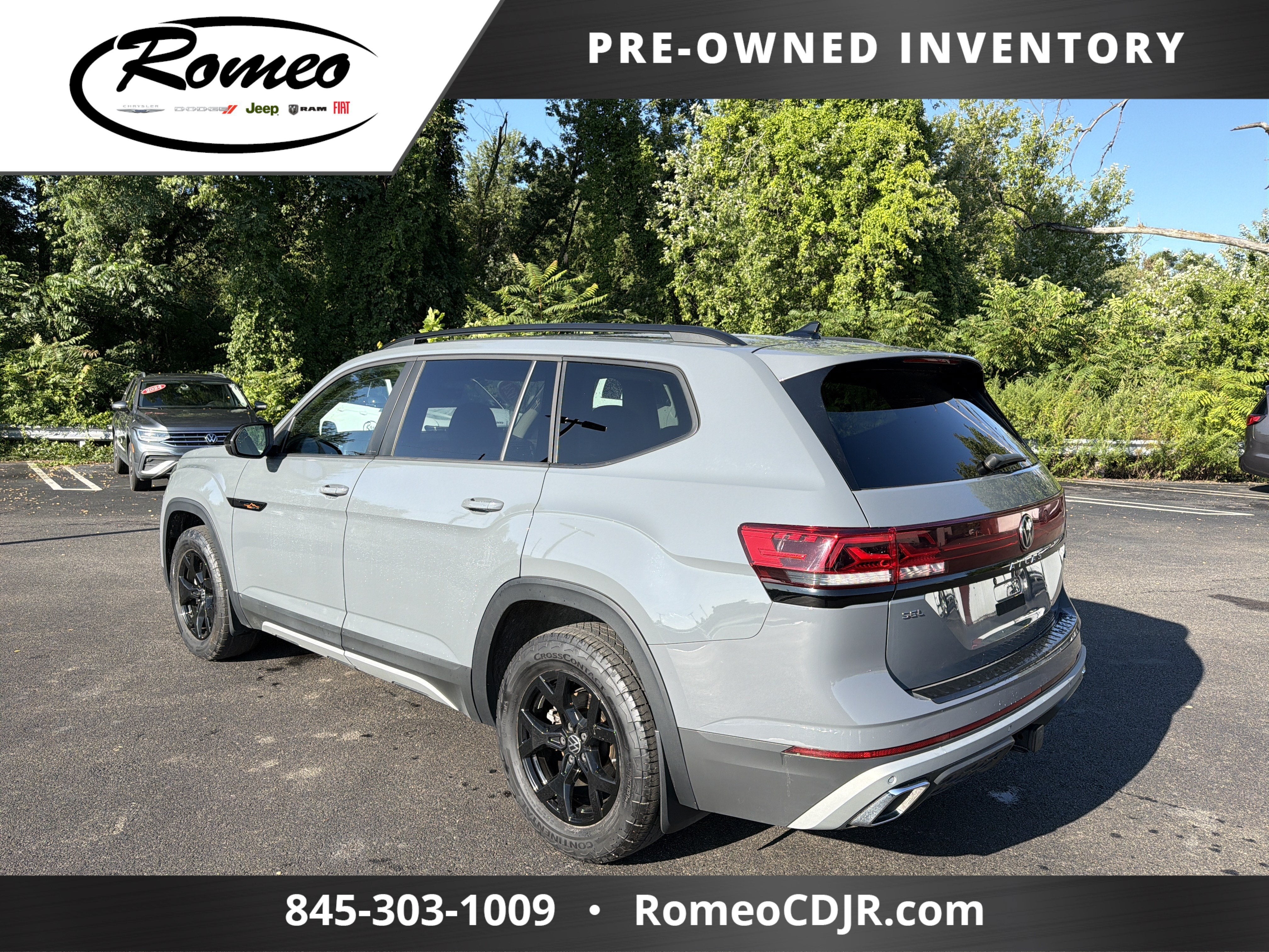 2024 Volkswagen Atlas 2.0T Peak Edition SEL