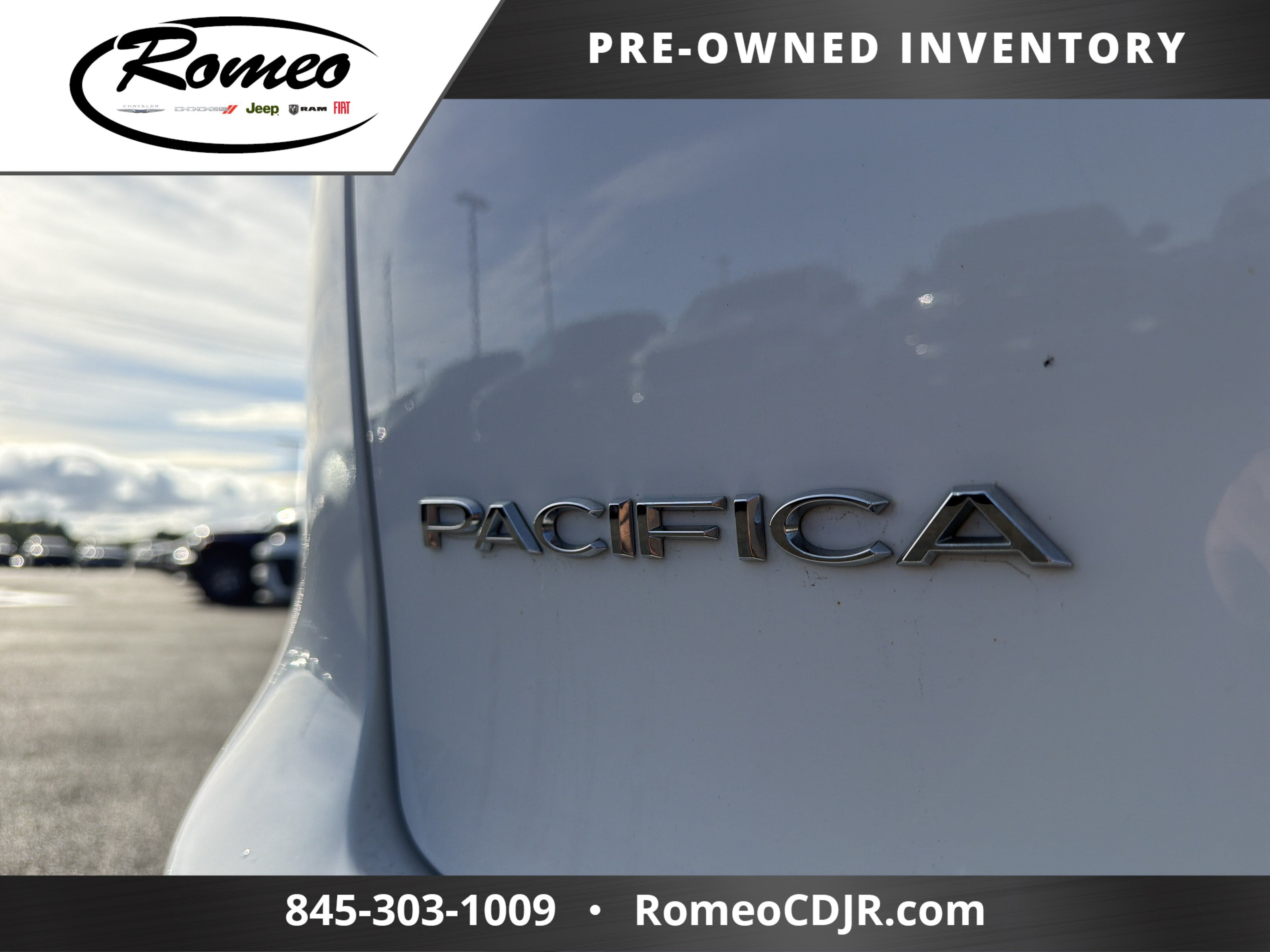 2024 Chrysler Pacifica Touring L