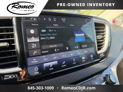 2024 Chrysler Pacifica Touring L