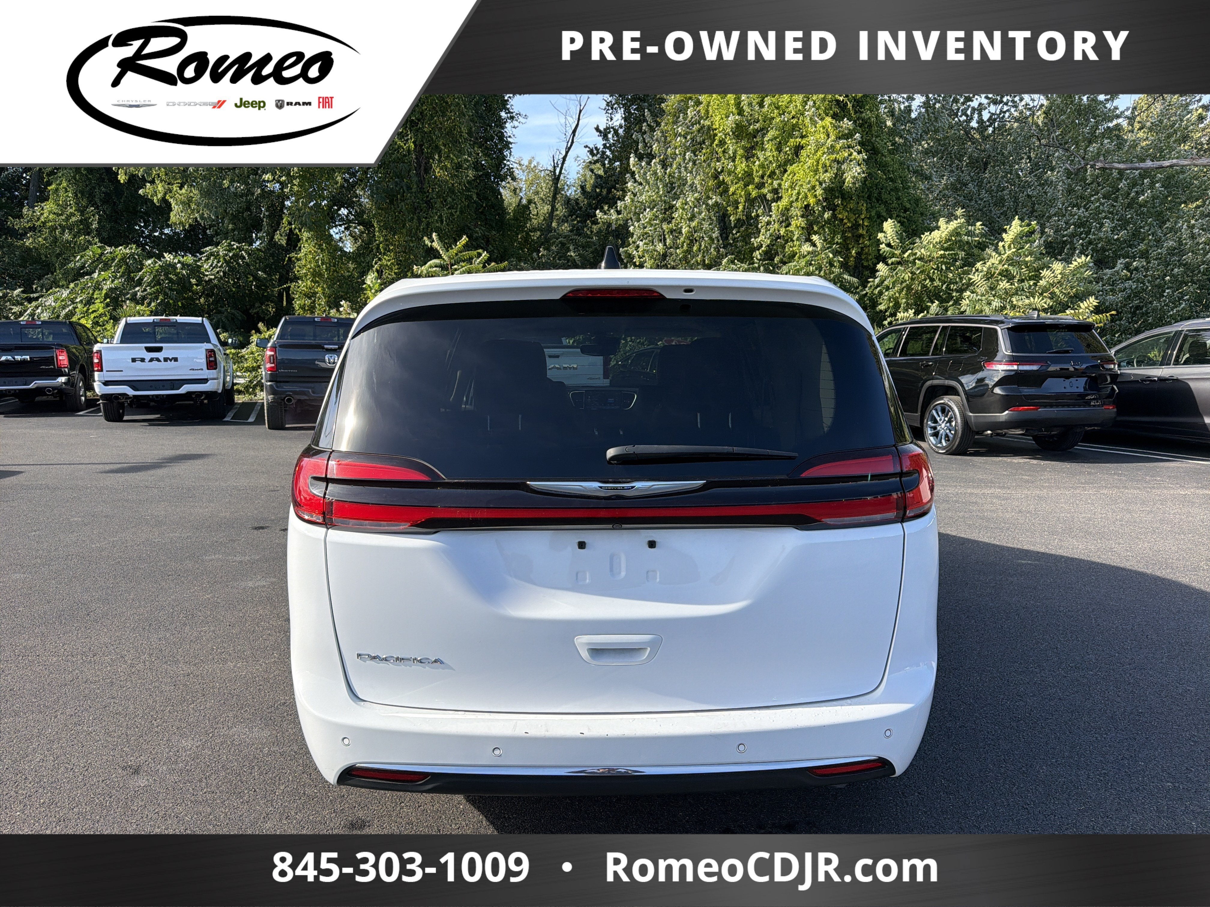 2024 Chrysler Pacifica Touring L