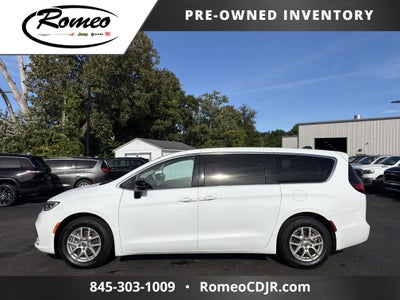 2024 Chrysler Pacifica Touring L
