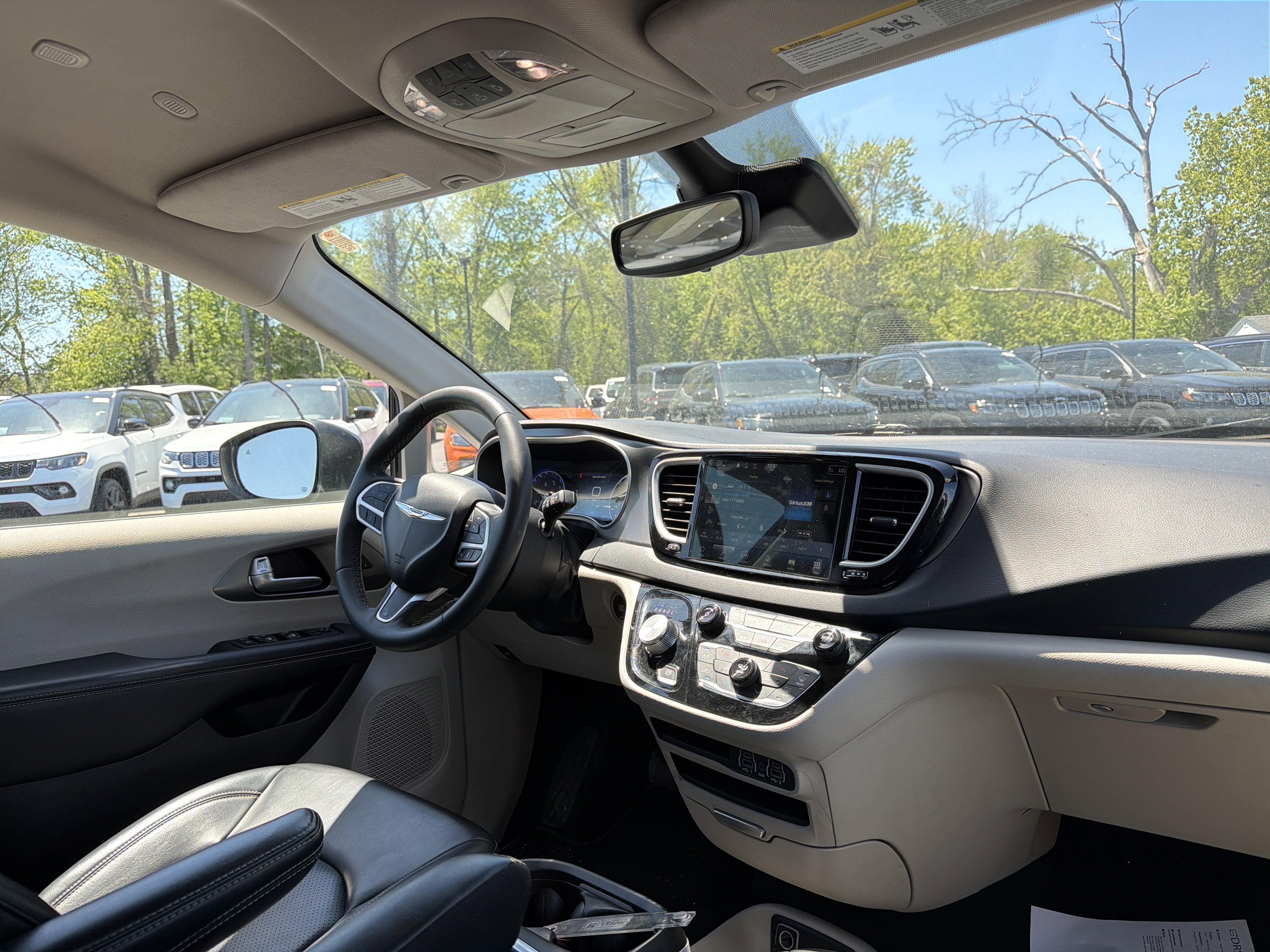 2023 Chrysler Pacifica Touring L