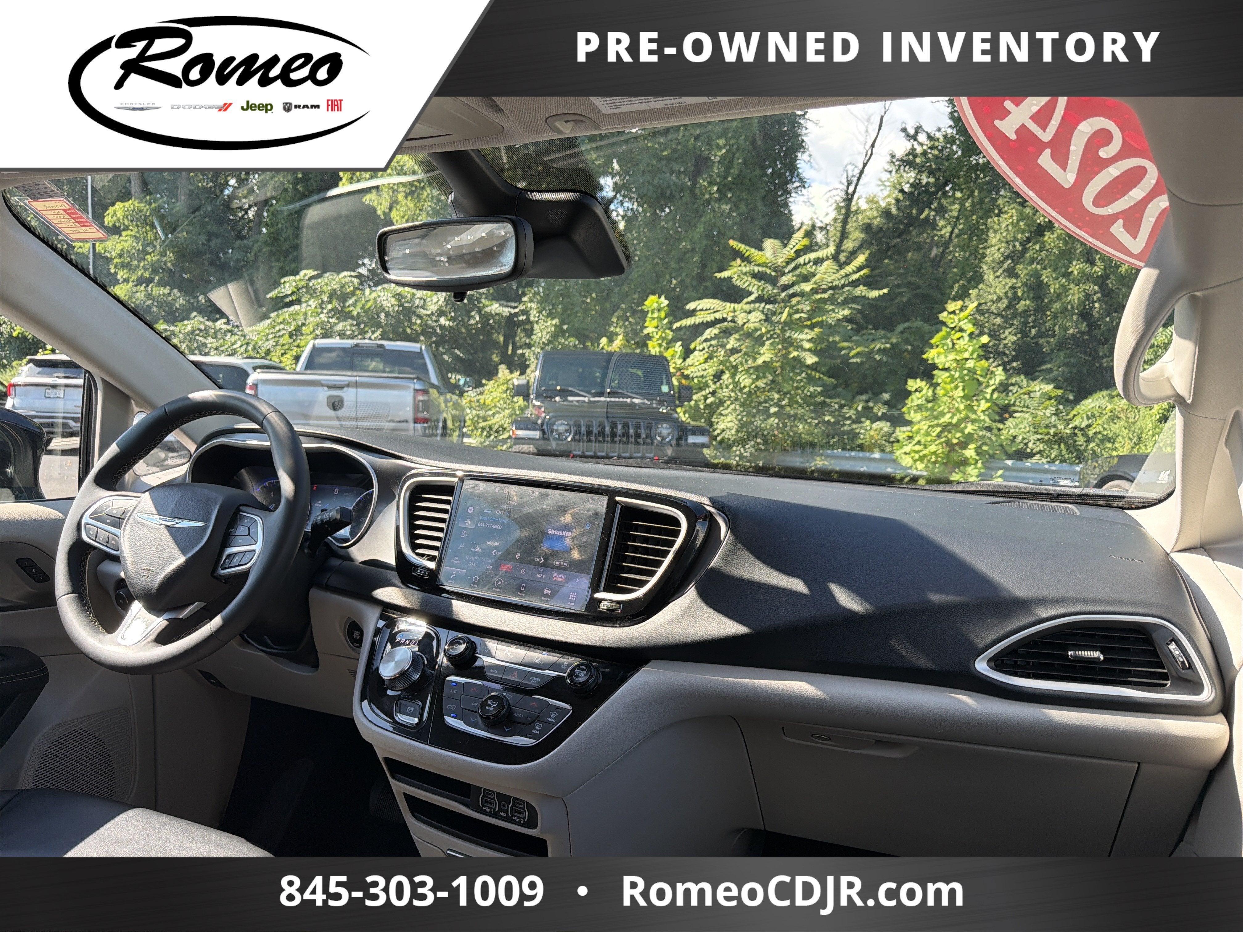 2024 Chrysler Pacifica Touring L