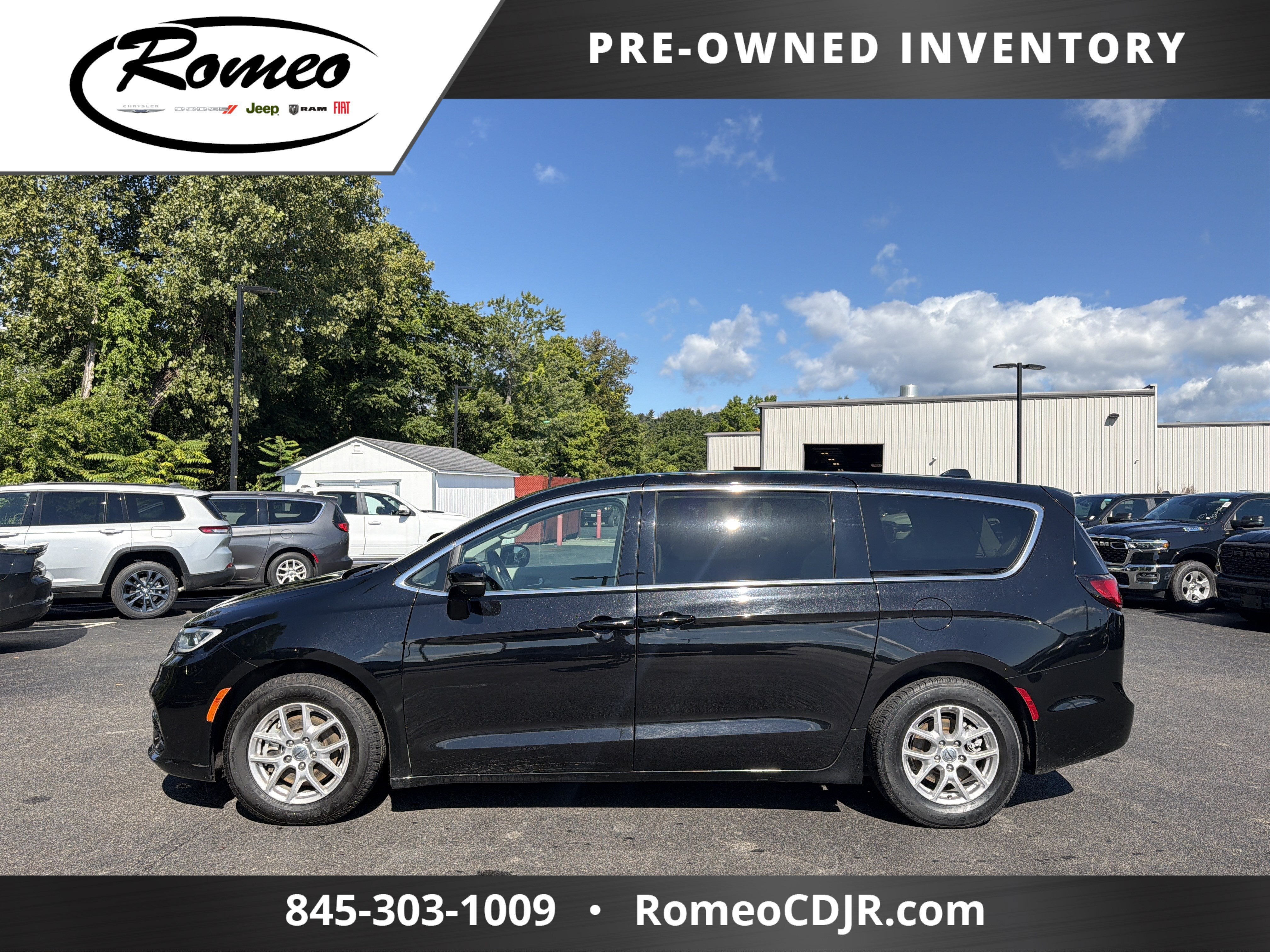 2024 Chrysler Pacifica Touring L