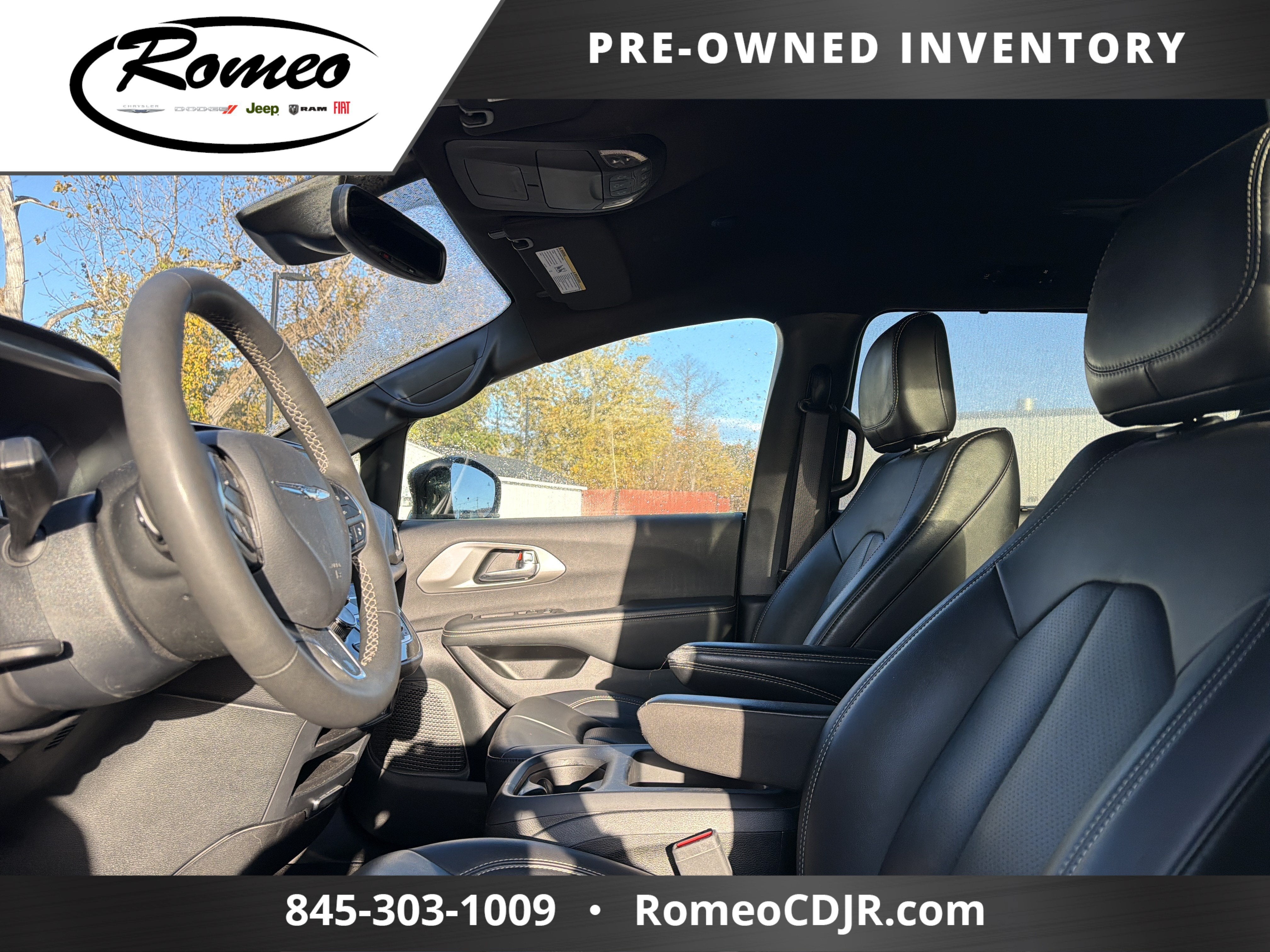 2025 Chrysler Pacifica Select