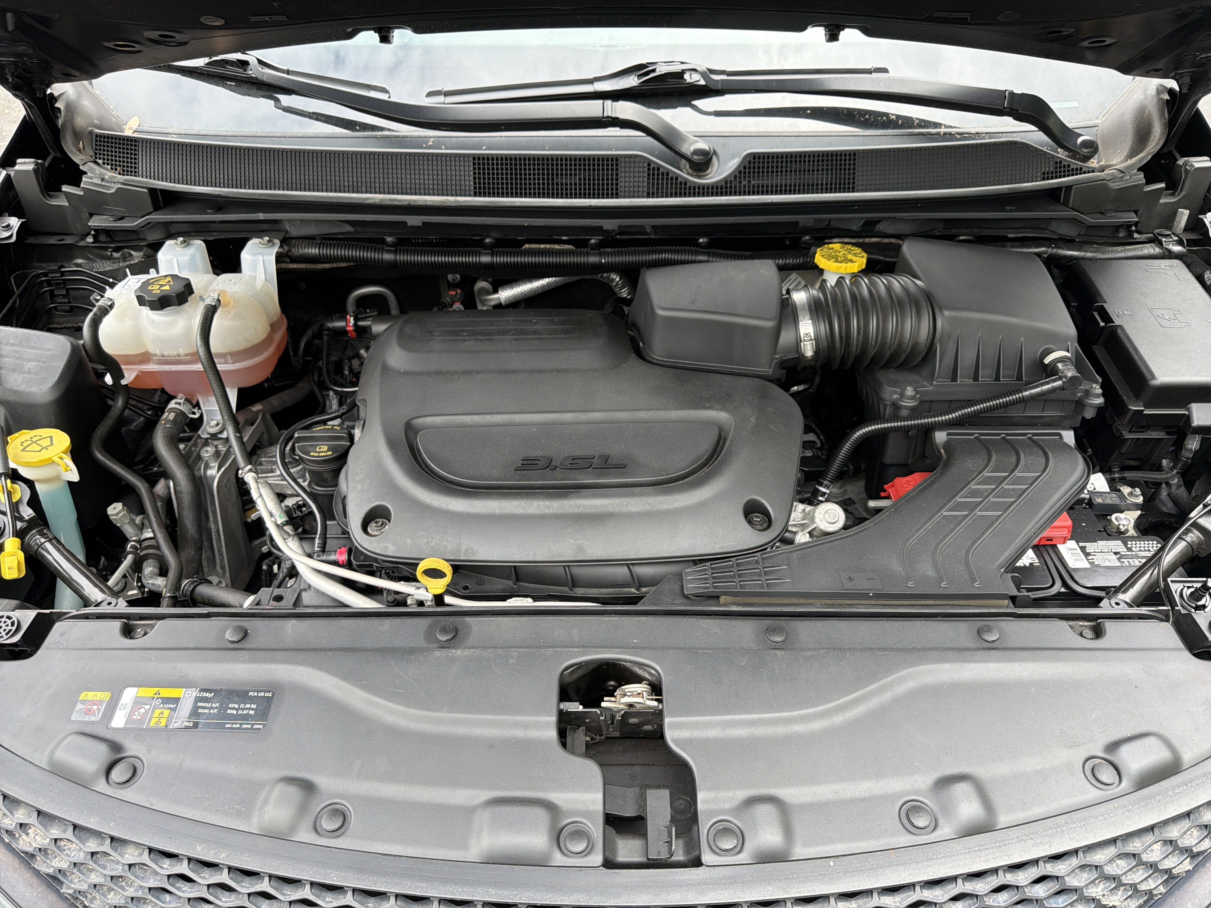 2022 Chrysler Voyager LX