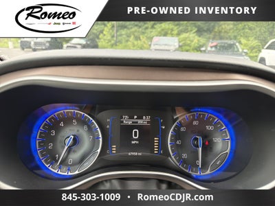 2023 Chrysler Voyager LX