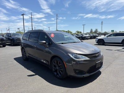 2019 Chrysler Pacifica Limited