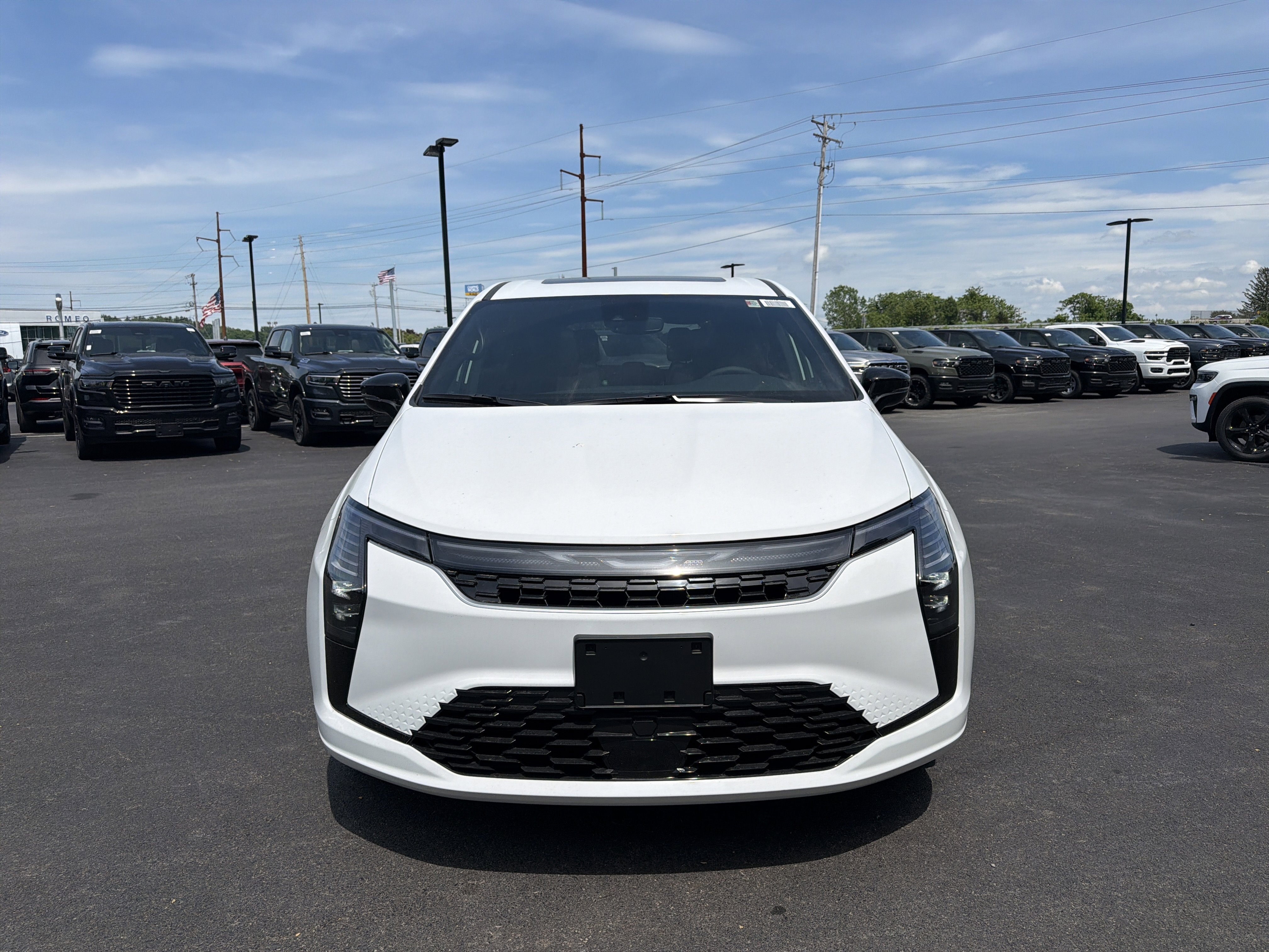 2027 Chrysler Pacifica Select