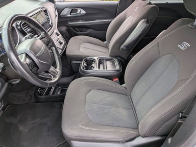 2021 Chrysler Pacifica Touring