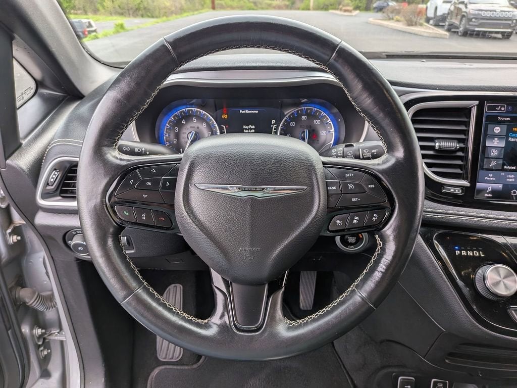 2021 Chrysler Pacifica Touring