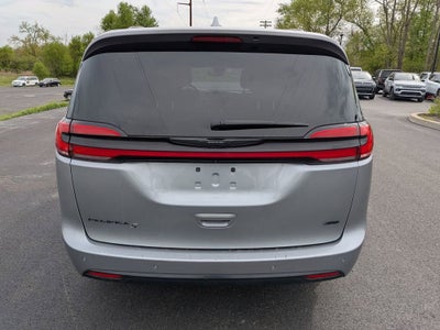 2021 Chrysler Pacifica Touring