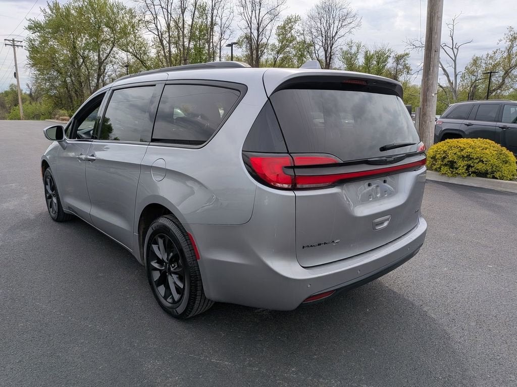 2021 Chrysler Pacifica Touring