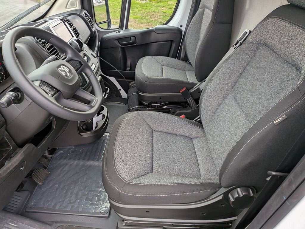2026 RAM ProMaster Cargo Van Tradesman